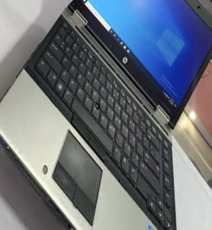 hp-elitebook-8440p-intel-core-i7-big-0